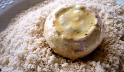 жареные фаршированные шампиньоны