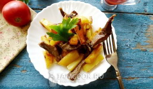 жареные грузди с картошкой