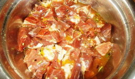 гуляш из барашка под апельсиновым соусом