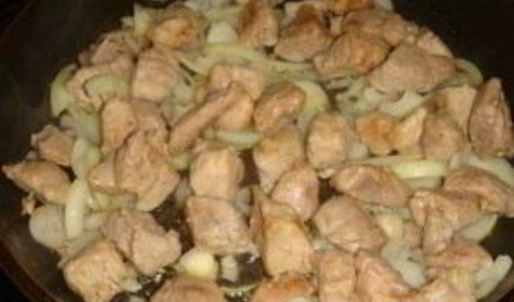 гуляш из говядины по-венгерски