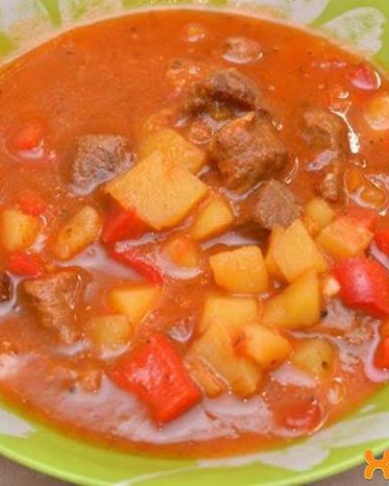 Рецепт гуляша из говядины в мультиварке