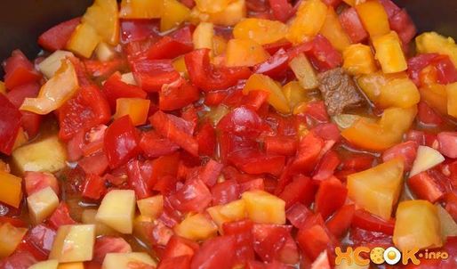 гуляш из говядины в мультиварке