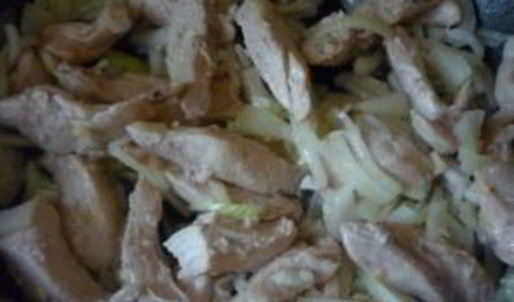 гуляш из куриной грудки