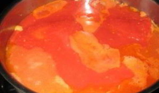 гуляш из курицы с грибами