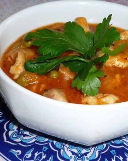 Рецепт гуляша из курицы с подливкой