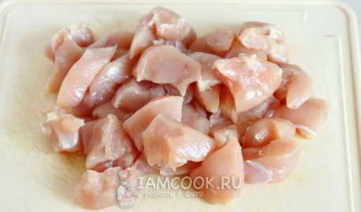 гуляш из курицы в мультиварке