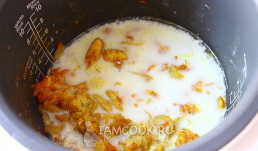 гуляш из курицы в мультиварке