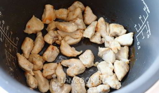 гуляш из курицы в мультиварке