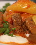 Гуляш из вареной говядины