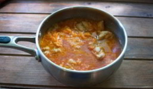 гуляш куриный с подливкой