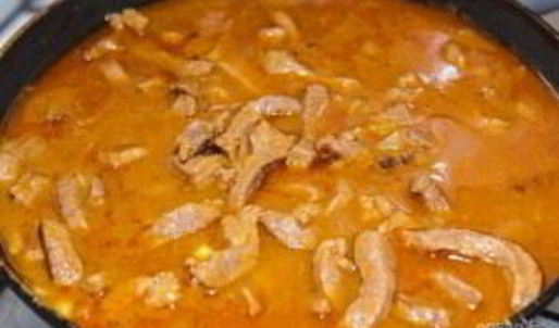 гуляш с говядиной