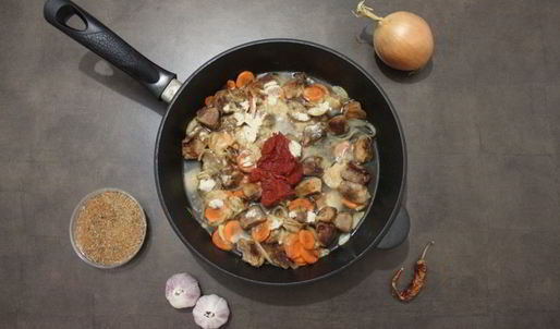 гуляш со свининой