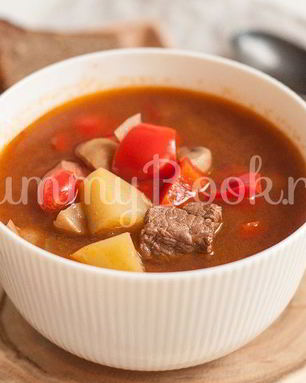 Гуляш в мультиварке