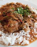 Гуляша со свининой и томатной пастой