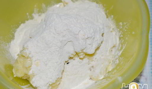 картофельные клецки с гуляшом из свинины