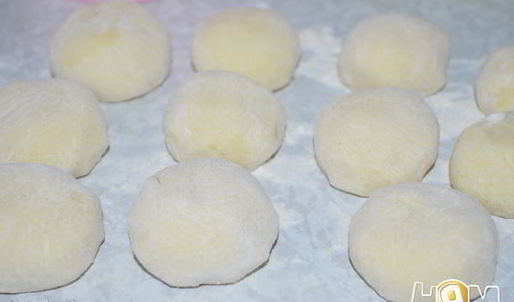 картофельные клецки с гуляшом из свинины