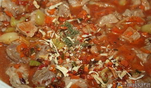 суп-гуляш с индейкой