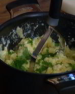 Картофельное пюре с йогуртом и специями