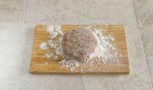 классические котлеты с зеленью