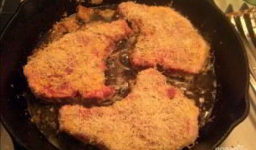 котлета натуральная из свинины на кости