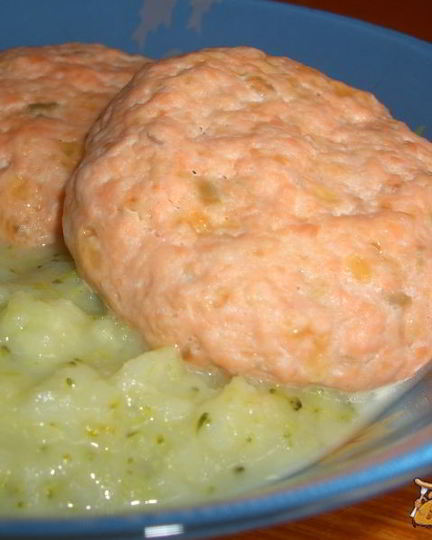 Рецепт котлет из красной рыбы с сыром