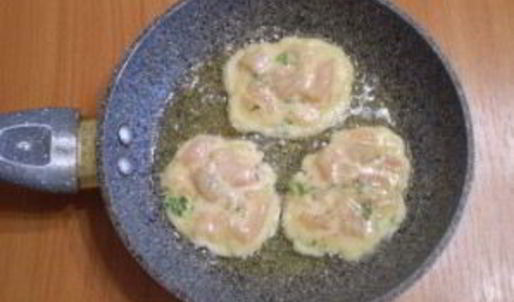 котлеты из кусочков курицы