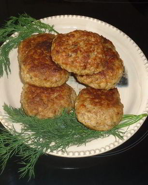 Котлеты куриные с гречкой