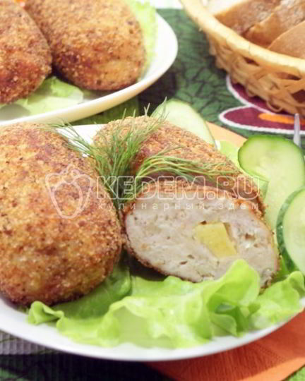 Рецепт куриных котлет с сыром