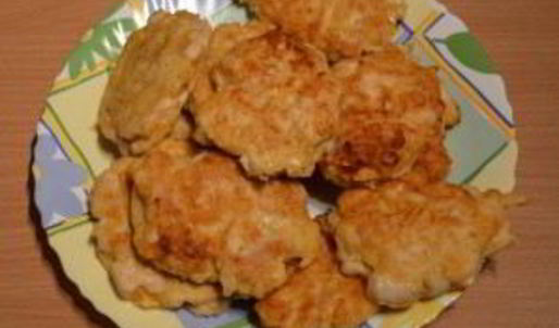 рубленые куриные котлеты с сыром на сковороде