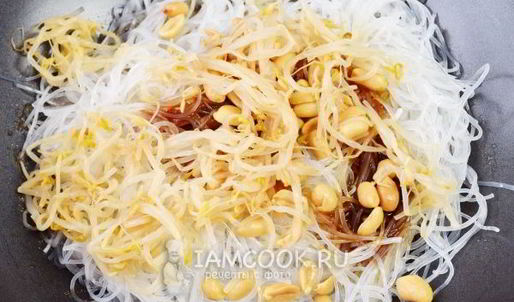 лапша по-тайски