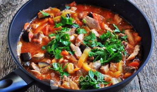 лапша удон со свининой и овощами