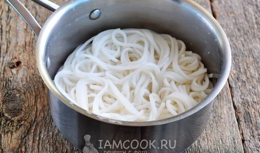 лапша удон со свининой и овощами