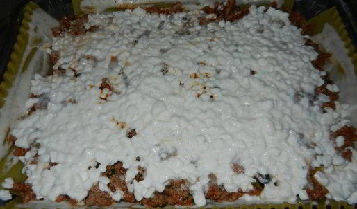 быстрая мясная многослойная лазанья с творогом