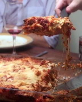 Лазанья с фаршем и моцареллой