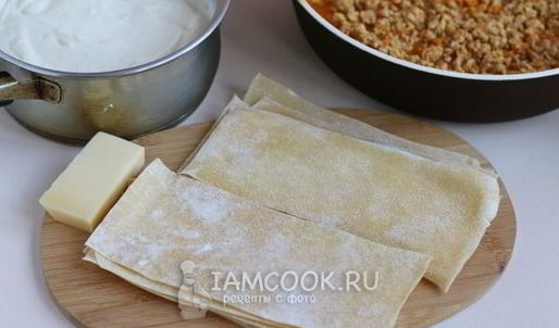 лазанья с куриным фаршем