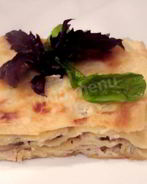 Лазанья с курицей и грибами
