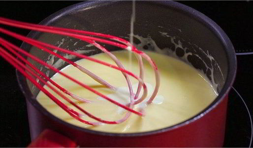 лазанья с мясным соусом и томатами