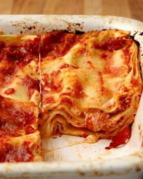 Лазанья с помидорами и сыром