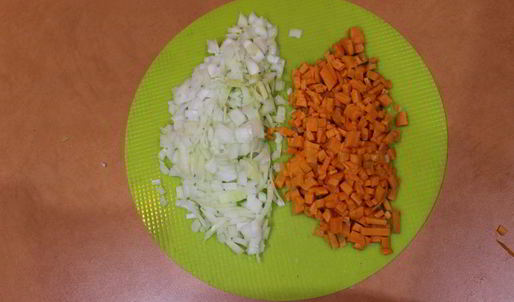 мясная лазанья с соусом бешамель