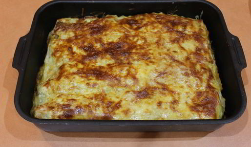 мясная лазанья с соусом бешамель