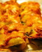 Каннеллони с креветками и шпинатом