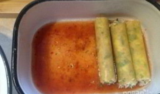 каннеллони с тунцом в помидорном соусе