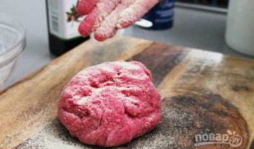 красные макароны