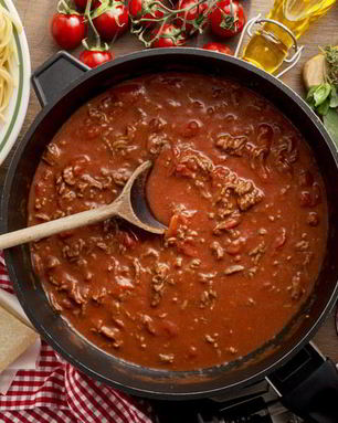 Макароны с фаршем и томатной пастой