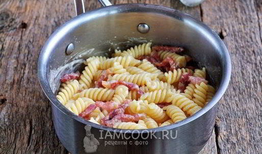 макароны с соусом карбонара