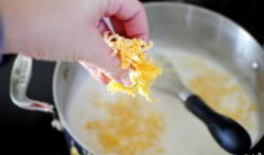 макароны в горшочках