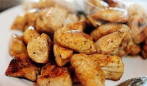 паста с курицей, помидорами и шпинатом