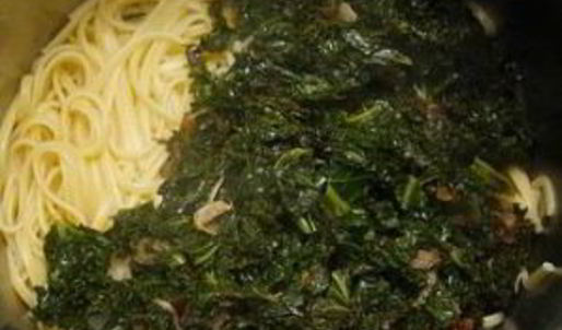 паста с тушеной капустой кале