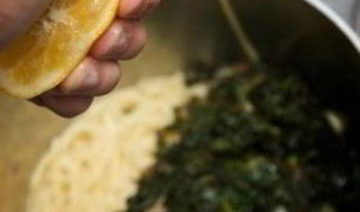 паста с тушеной капустой кале