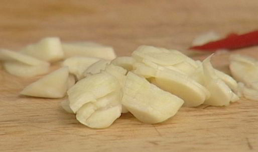 спагетти с имбирем и помидорами